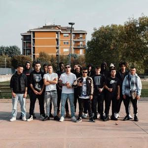 RESTO IN ZONA (feat G1O 24040, ScaraKing) (Explicit)