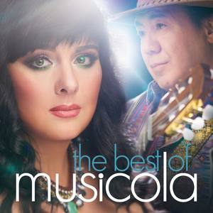 Певица и саксофон