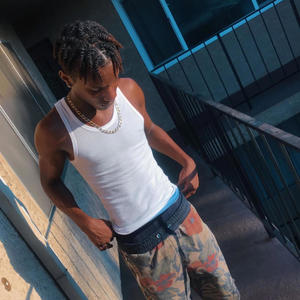 Brown Skin Girl (Explicit)