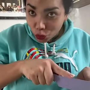 Patas (La Cumbia De Los Tomates)