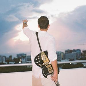 Graux Guitar Loop #8 (Volando)