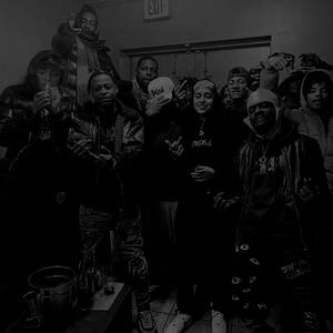 The hood love me (Explicit)