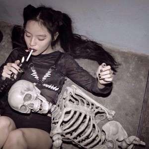 Lie 2 Me(feat. Suisside)