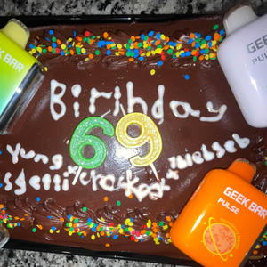 Birthday (Throw it up) (feat. Yung Sgetti, crockpot & 1blebseb) (Explicit)