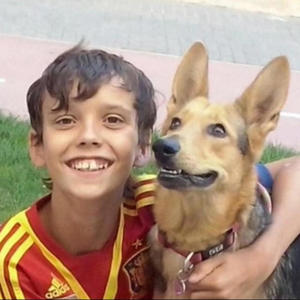 Desde Críos (feat. Gabi Kopp) (Explicit)