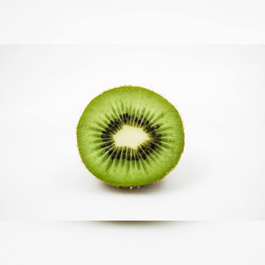 Kiwi an den Kopf (Explicit)