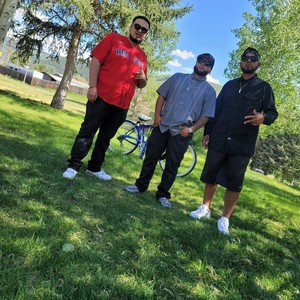 Enfiestado (feat. Daniko)