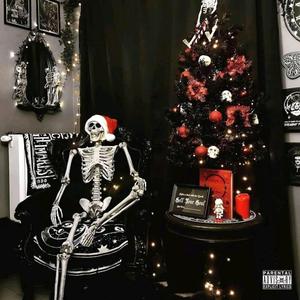 all eyes on me now! (perfect season) (Explicit)