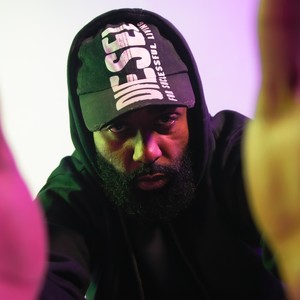 Profissional (Explicit)