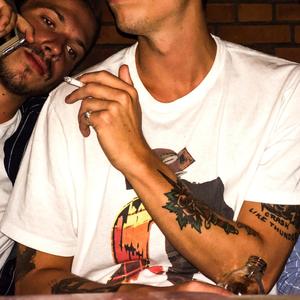 SOMFÖRUT. (feat. Lind)