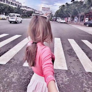 晚风中闪过几帧从前啊