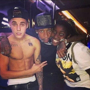 mala fama (feat. daexan & amaritoxoxo) (Explicit)