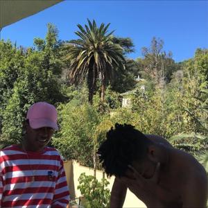 who dis? (feat. vyhnix)