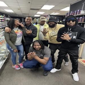 Yeahhh (feat. Boss Mario & Vino G) (Explicit)