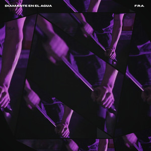 DIAMANTE EN EL AGUA