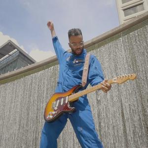 Champagne Supernova (Explicit)