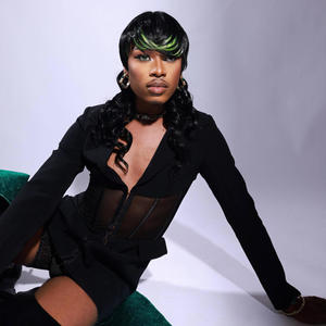 Intro (feat. Jayling) (Explicit)