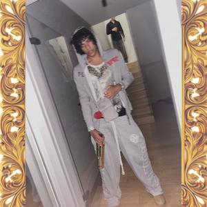 WHITE RUSSIAN (Explicit)