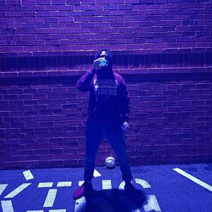 raw (feat. Yxng Chino & TrapNationMetro) (Explicit)