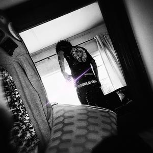 Pursue (feat. YungMantis) (Explicit)