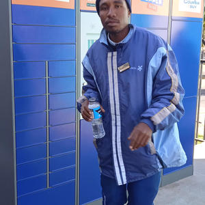 Opportunity guy (feat. JayyDee) (Explicit)