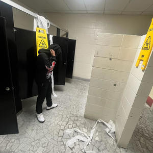 Leave me alone (feat. Oneluhhj3) (REMIX|Explicit)