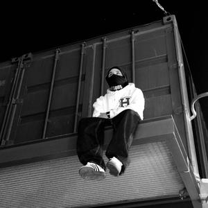 two queens. (feat. ADEEBEE & Flvcko) (Explicit)