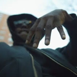 Chavo (feat. Bankroll) (Explicit)