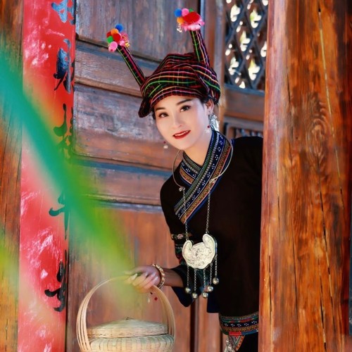 月亮里的阿妹live