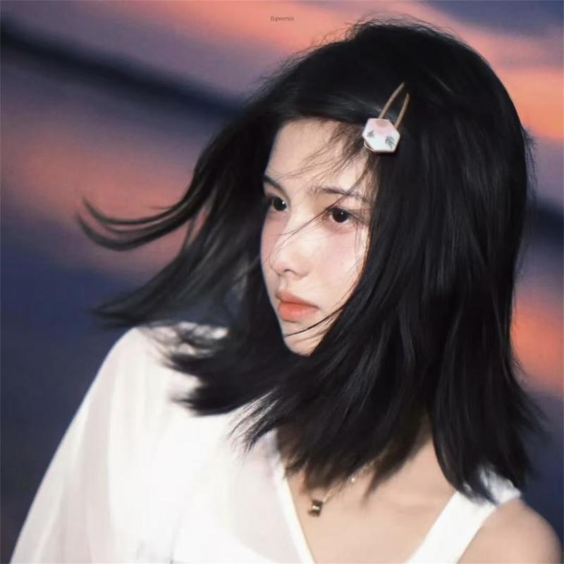 Gone封面