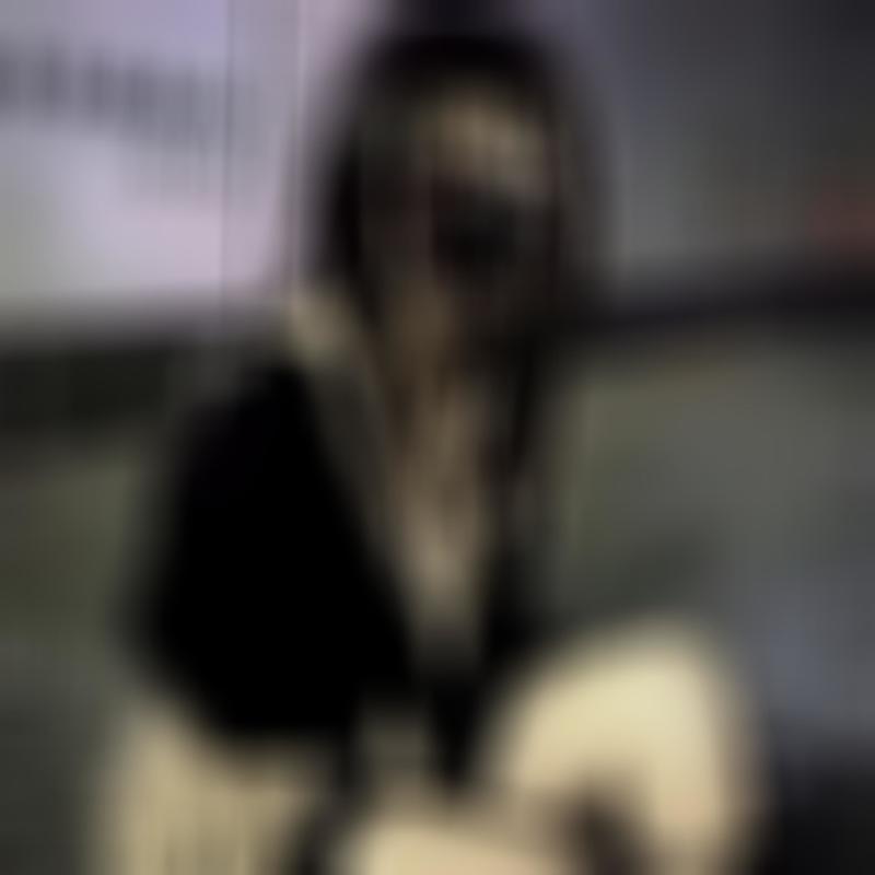 AMG封面