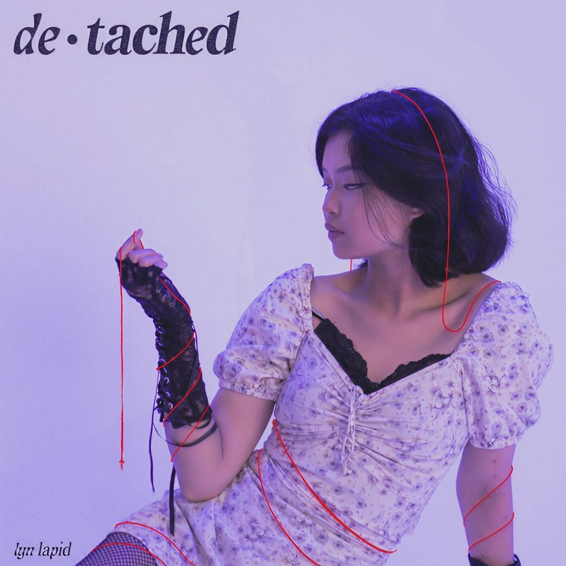 Detached封面