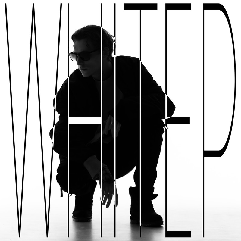 WHITEP封面