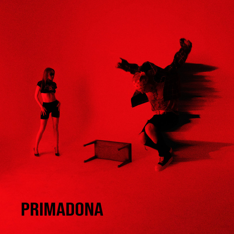PRIMADONA封面