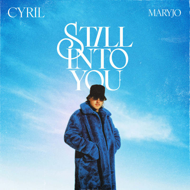StillIntoYou封面
