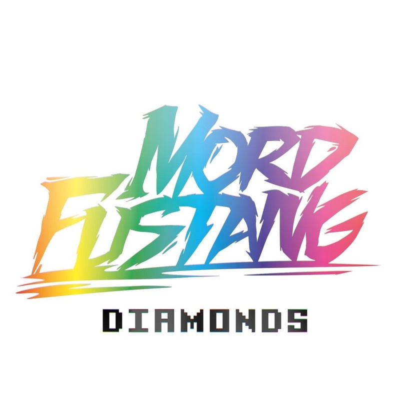 Diamonds封面