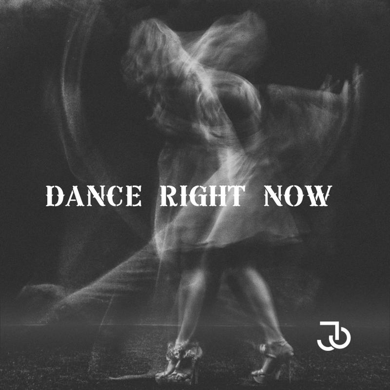 DanceRightNow封面