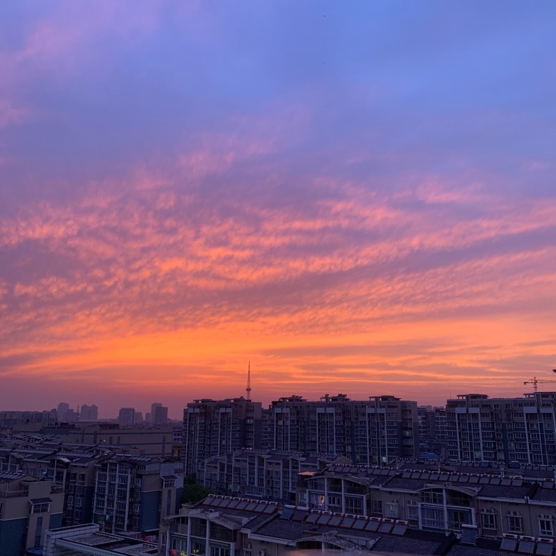 下雨天封面