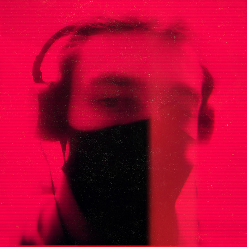 MIDNIGHT封面