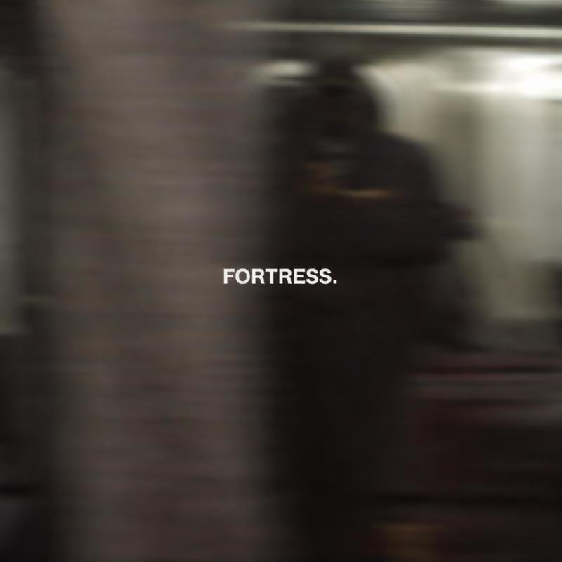 Fortress封面