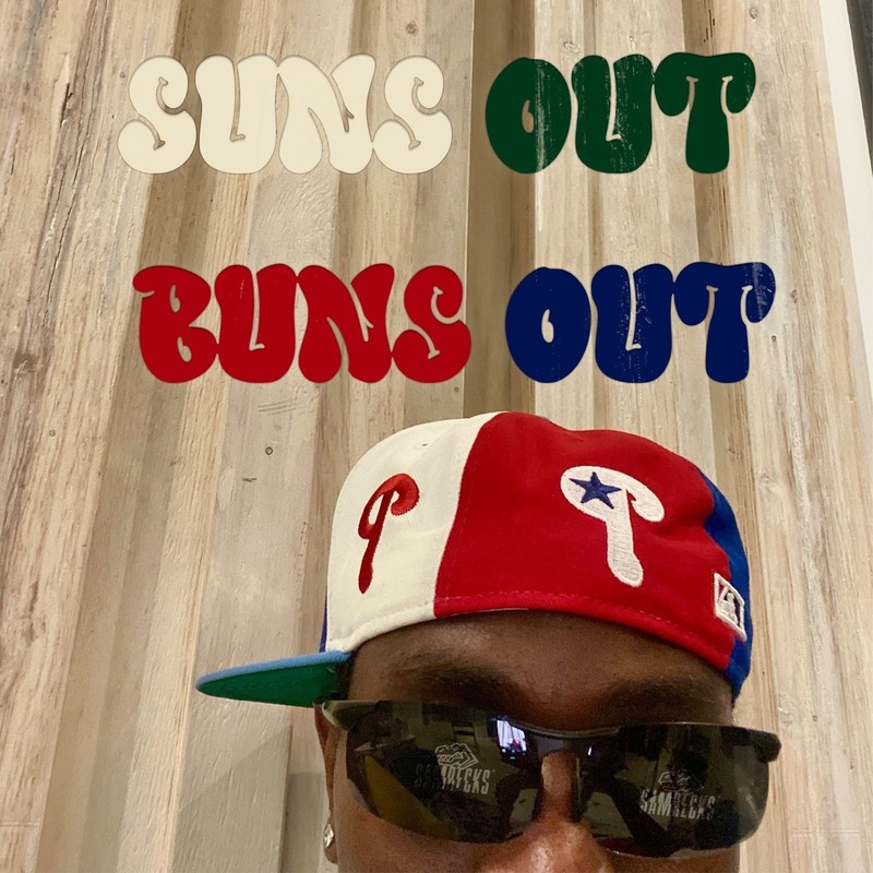 SunsOutBunsOut封面