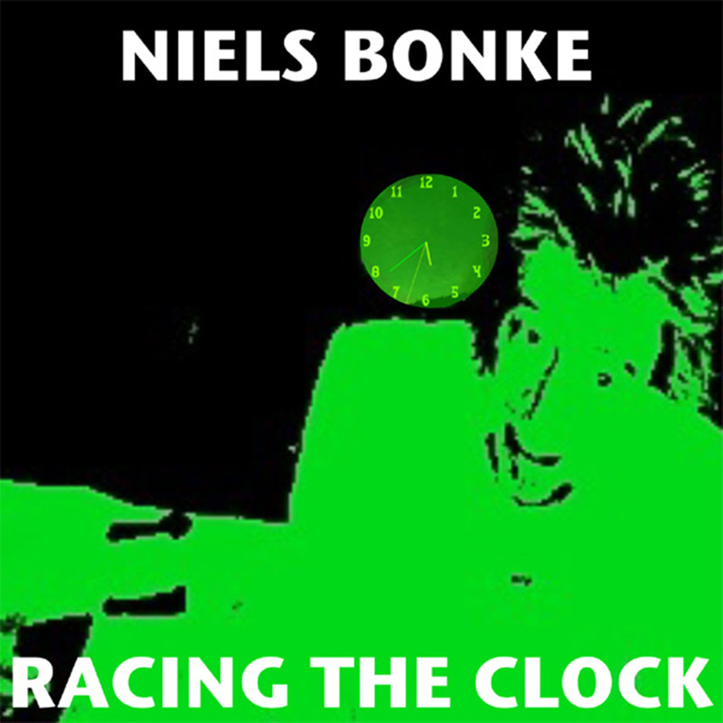 RacingtheClock封面