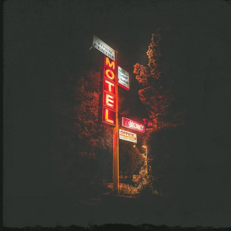 Motel6封面