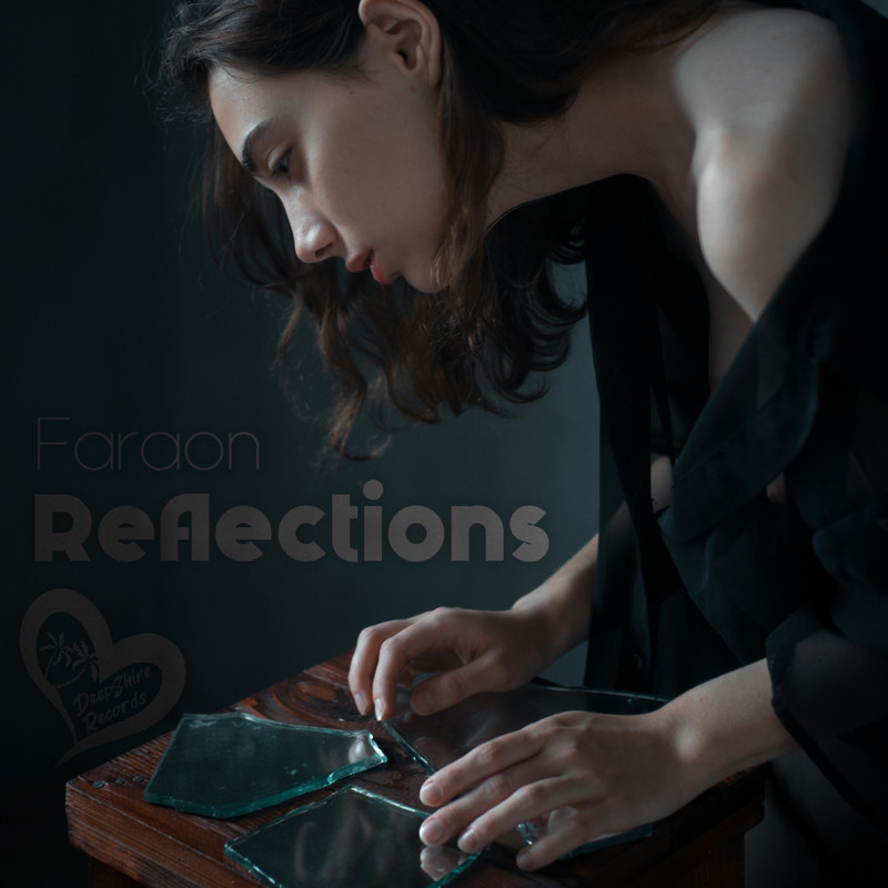 Reflections封面
