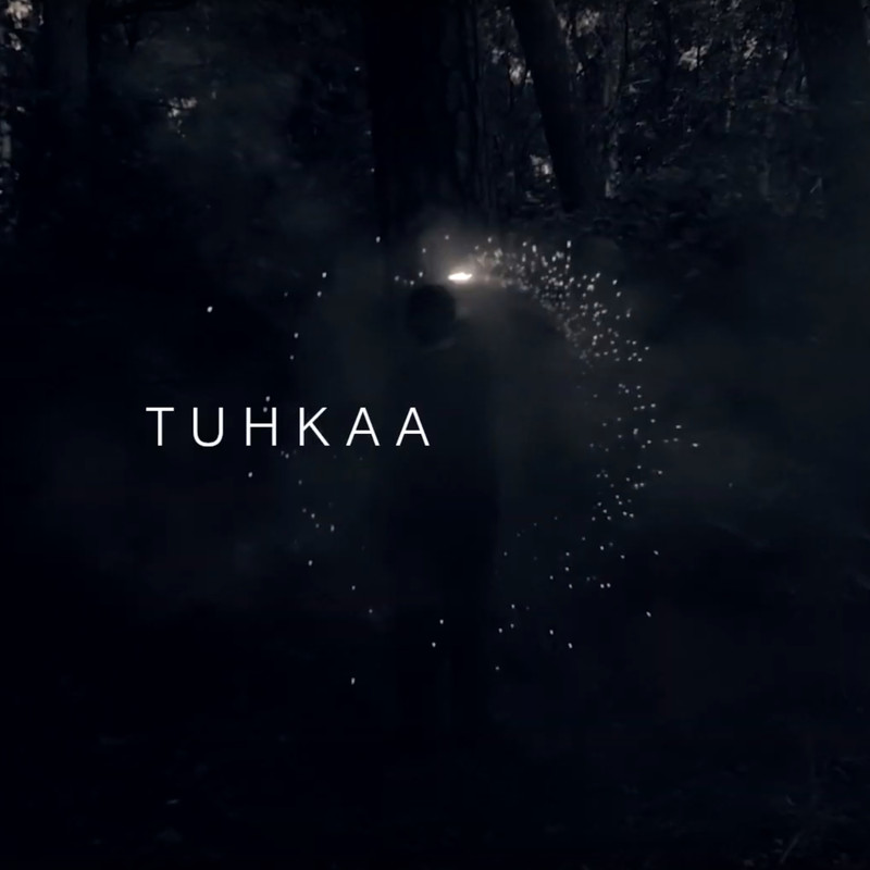 Tuhkaa封面