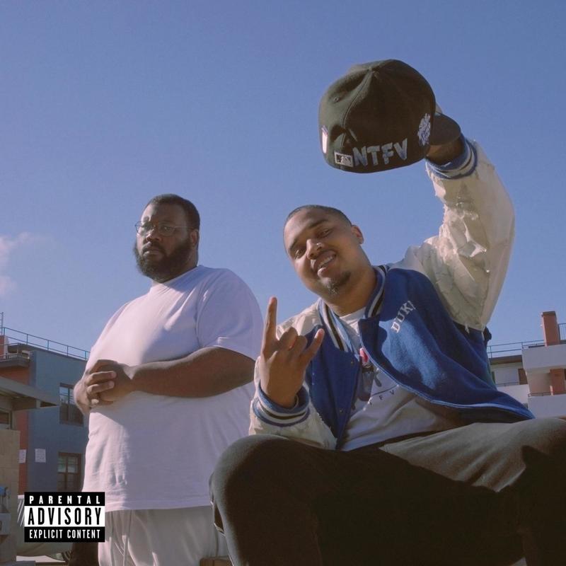 Clueless(feat.IAMSU!)封面