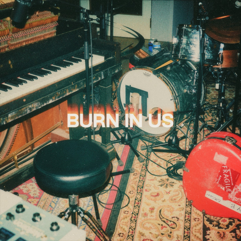 BurnInUs封面