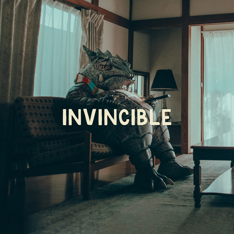 Invincible封面