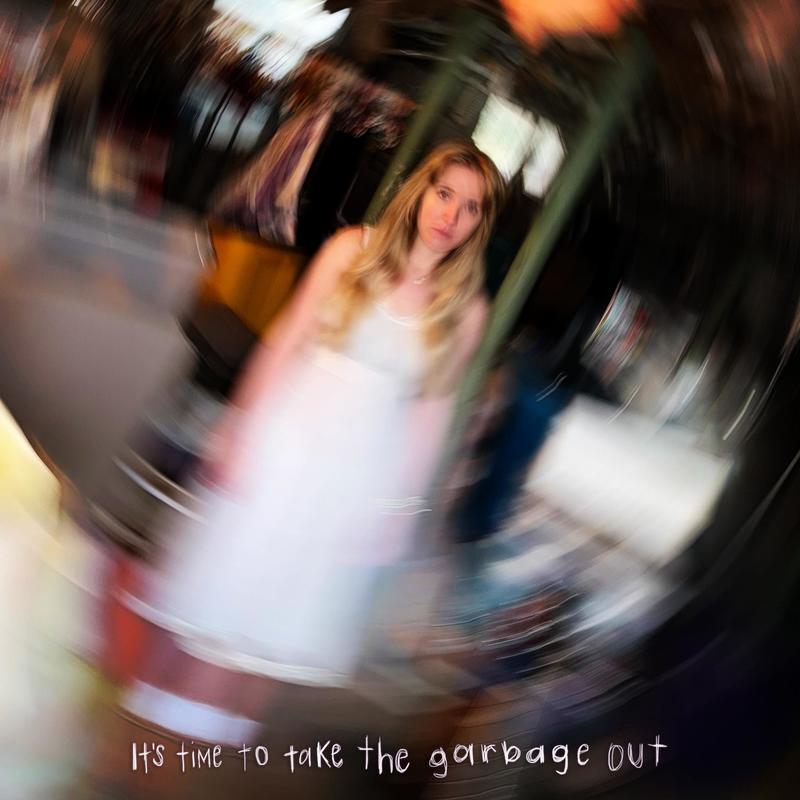 It'sTimeToTakeTheGarbageOut封面