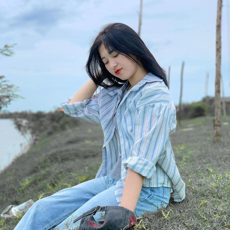 MamSibNtsibSaumNtujCeebTsheej封面